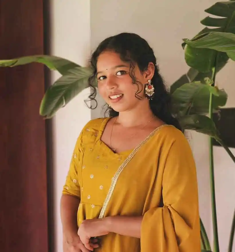 Anagha Mp art tutor of Kujjana art school ernakulam