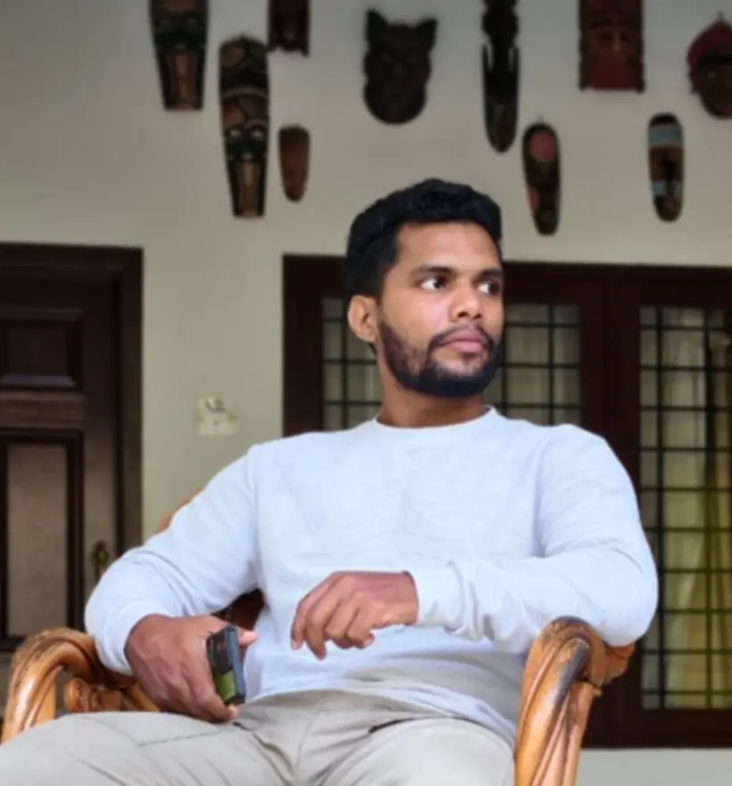 nandhu artist of Kujjana art school ernakulam